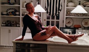 Marie-elyse adult dating & incall escorts